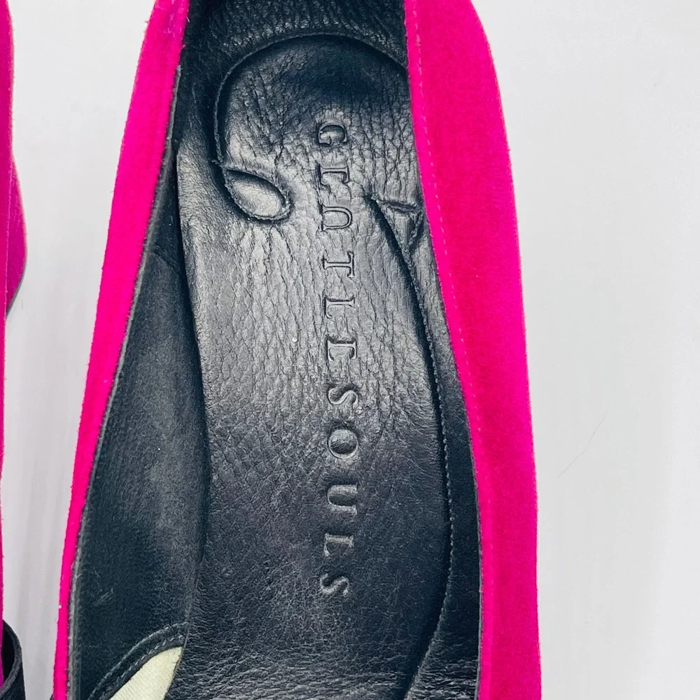 Gentle Souls Kenneth Cole Pink Suede Criss Cross Elastic Block Heel Pumps 38